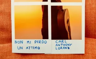 CARL ANTHONY LORENZ: “NON MI PERDO UN ATTIMO” è il nuovo brano del giovane cantautore vicentino