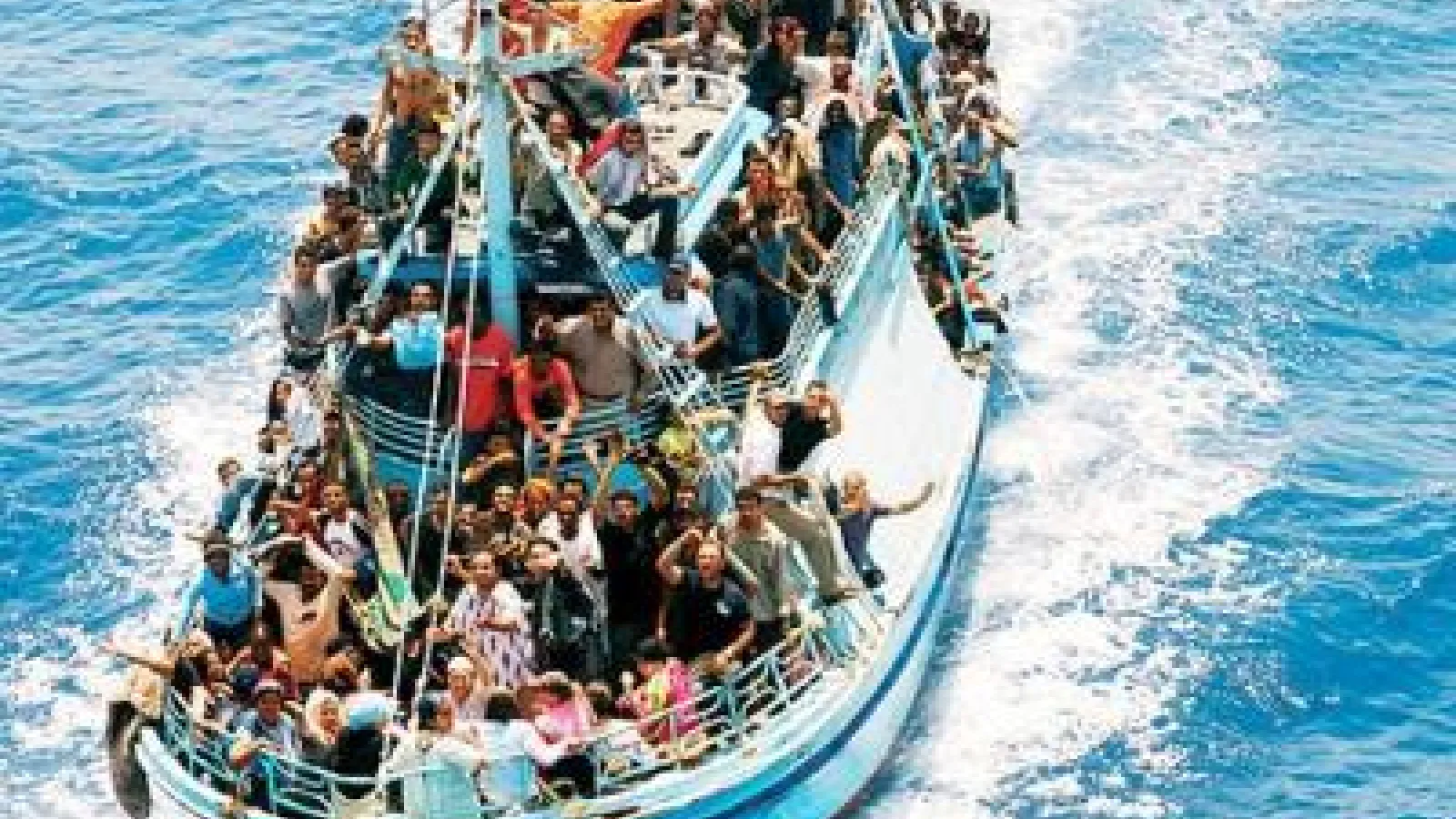 Porto di Lampedusa: pieno di immigranti