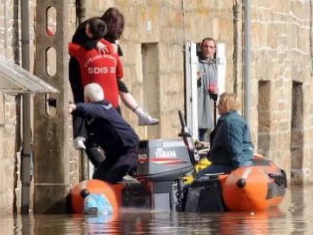 Francia: Tempesta perfetta, raffiche a 150km orari