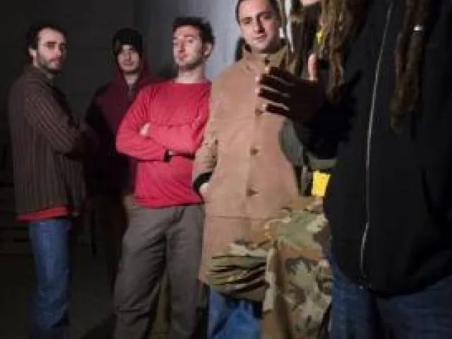 Tra new roots e dancehall la nuova fatica dei Quartiere Coffee